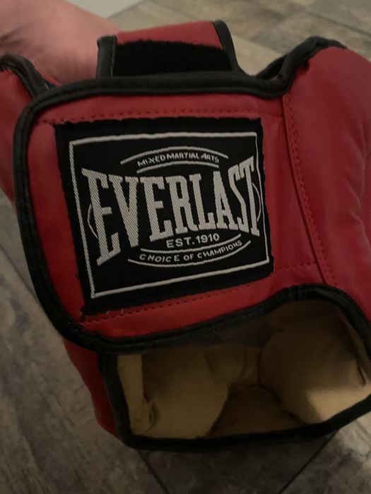 Шолом закритий everlast