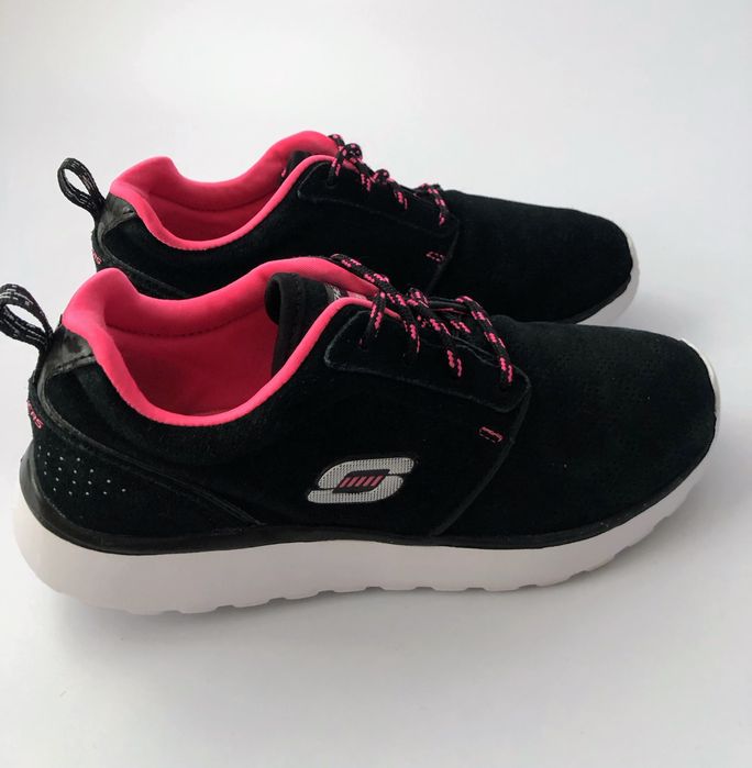 Кросівки жіночі Skechers р.37