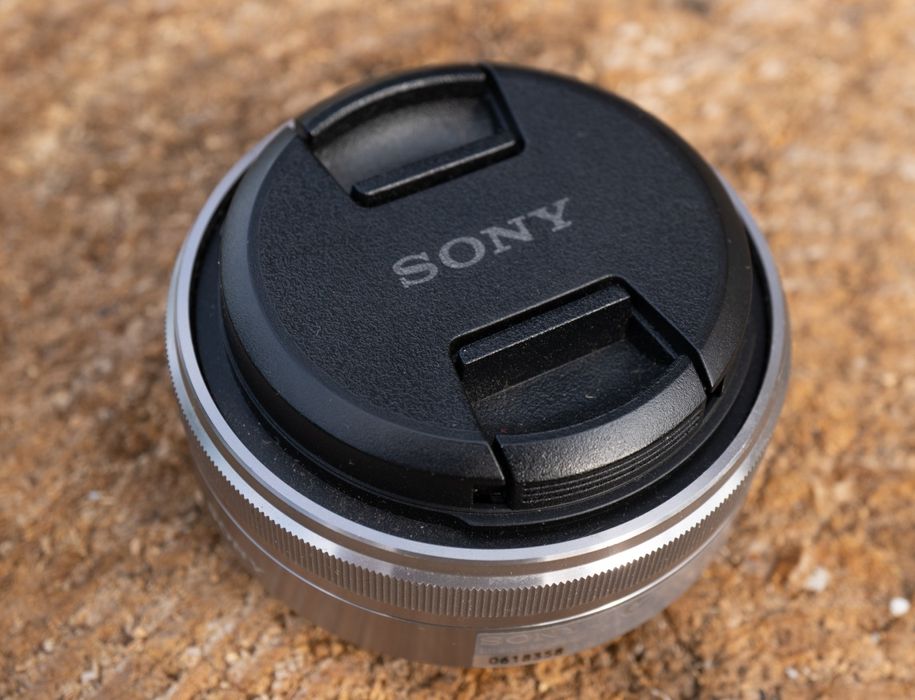 Об'єктив Sony E 16 mm 2.8 sel16f28