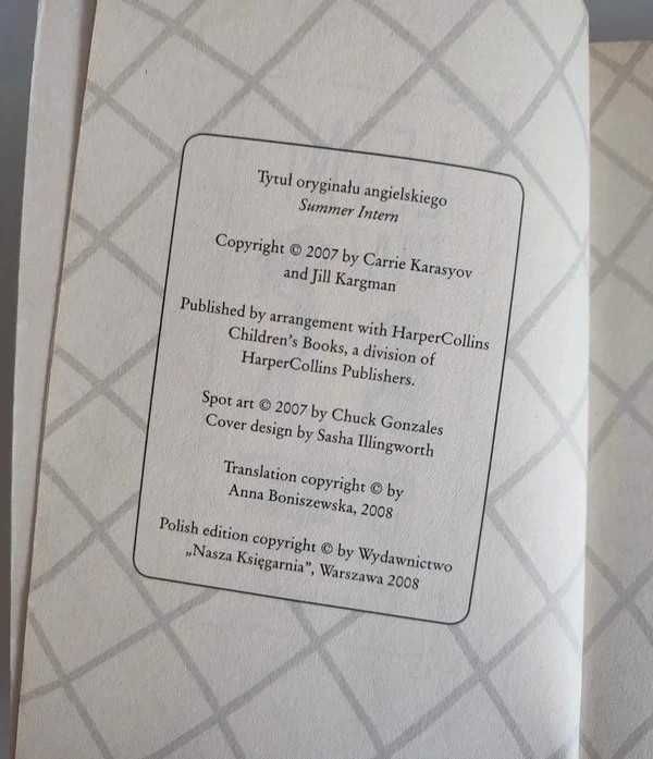Książka Carrie Karasov i Jill Kargman Letni staż