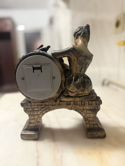 Relogio de mesa Crosa em Bronze