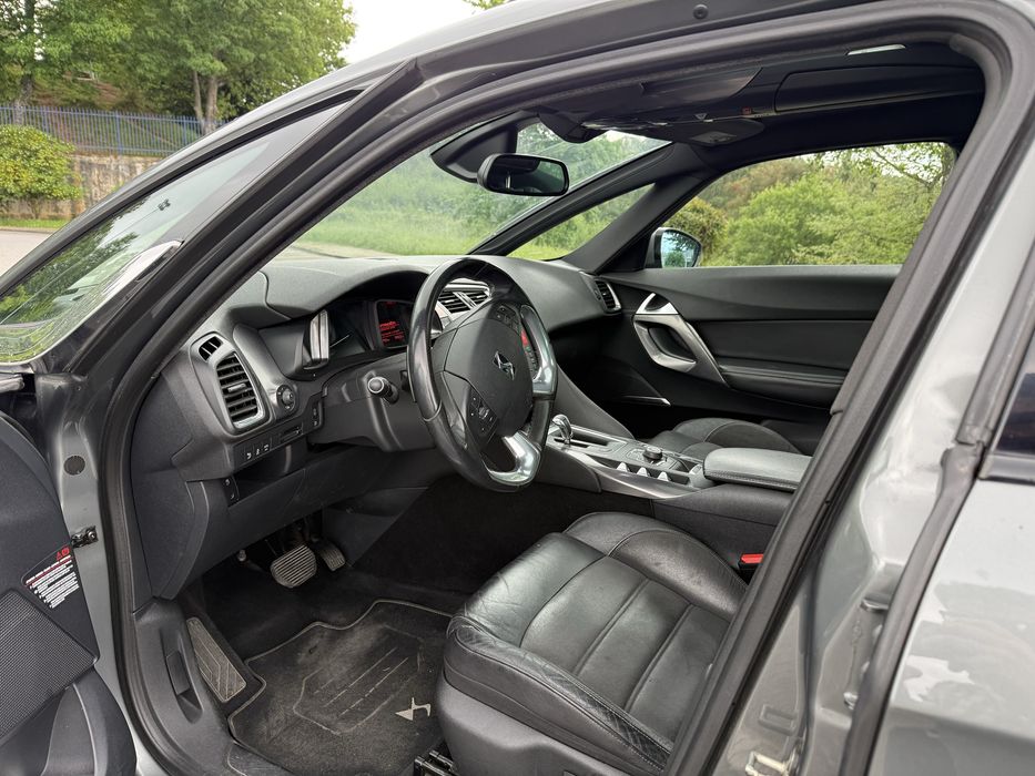 CITROËN DS5 1.6 e-HDi 115 EGS6 SoChic