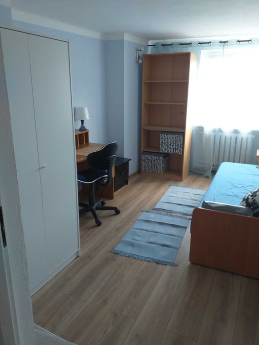 Pokój jednoosobowy  750 zł