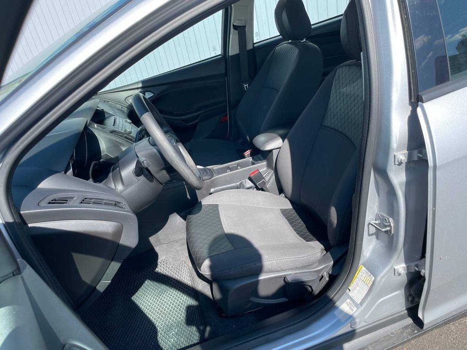 Ford Focus 2017 VIN 1FADP3F24HL217011 фото оголошення 9 з 24