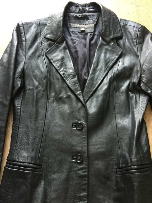 Кожаная женская куртка