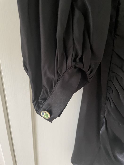 Czarna satynowa sukienka Zara rozm.L