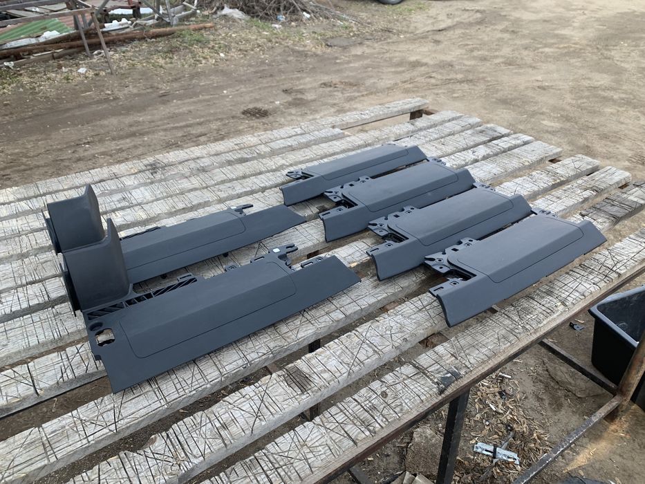 Tesla Model Y M3 подушка безопасности колени левая правая оригинал