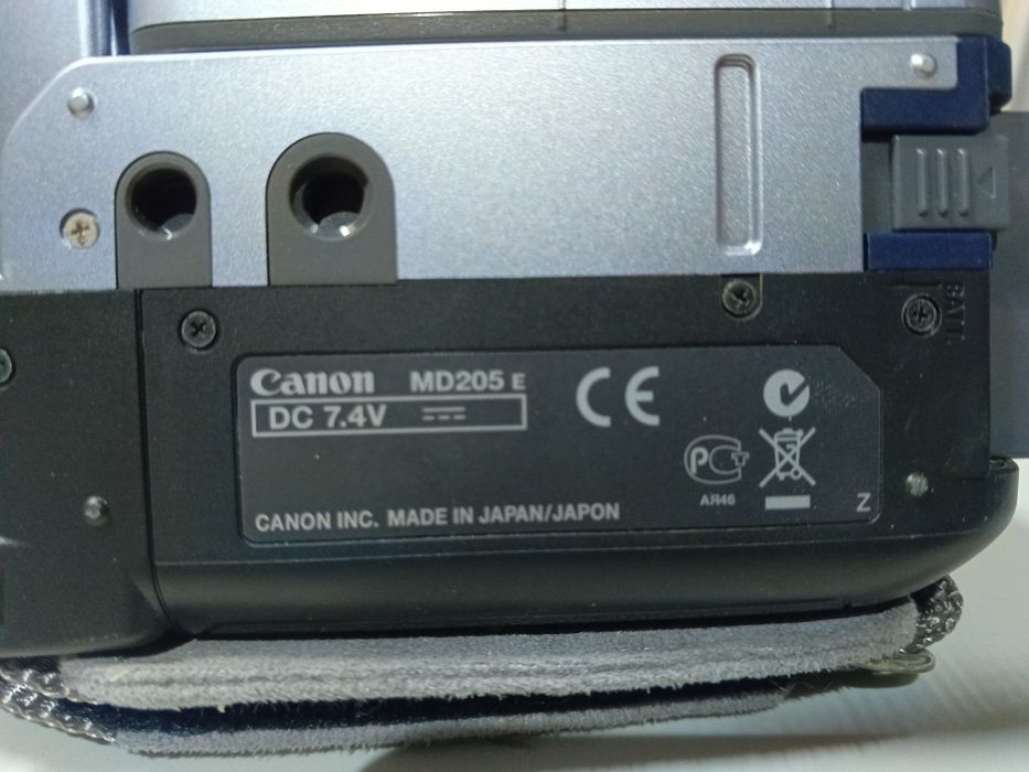 Відеокамера Canon + сумка