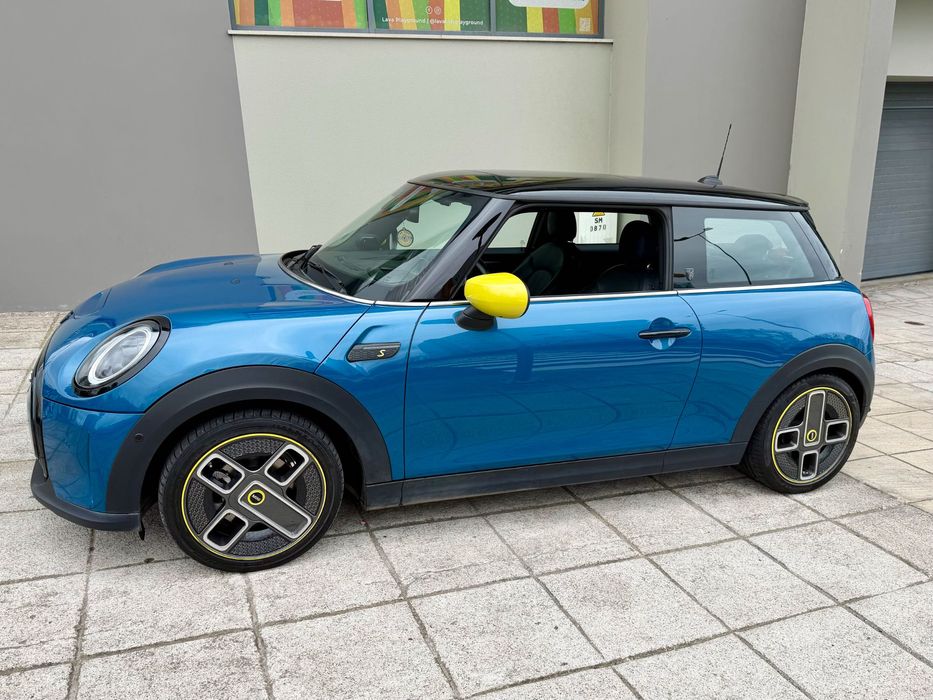 Mini Cooper SE (Elétrico)