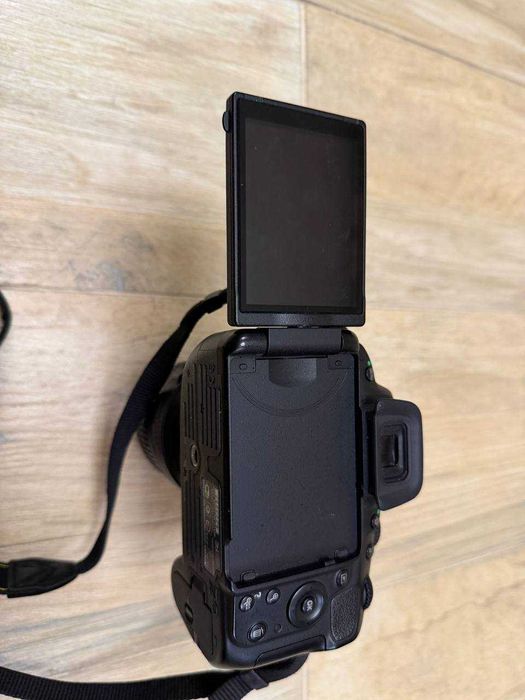 Продам фотоаппарат Nikon 5100