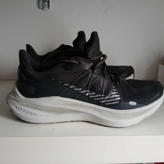 Nike Winflo 7 Shield buty do biegania damskie r. 38