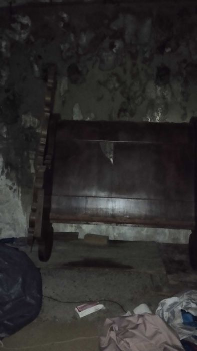 Cama Barco Estilo Império em Madeira Trabalhada - RARA Vintage