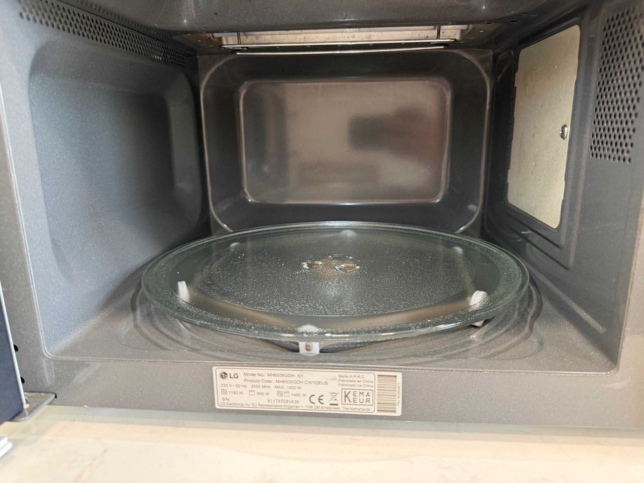 Micro-ondas LG com Grill (25 L)