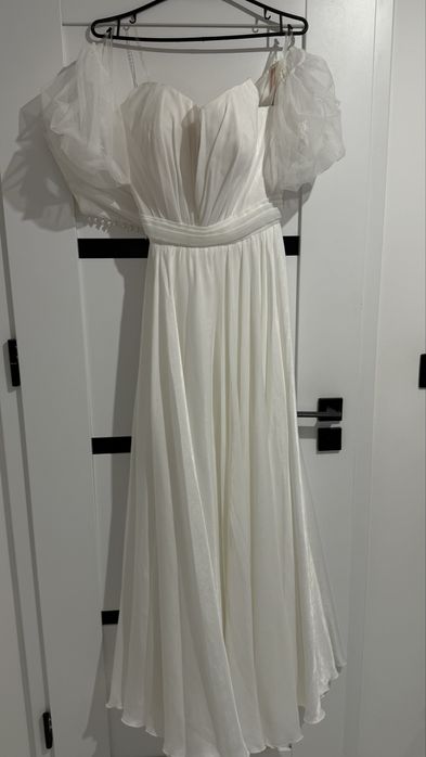 Suknia  ślubna rozkiar M/L