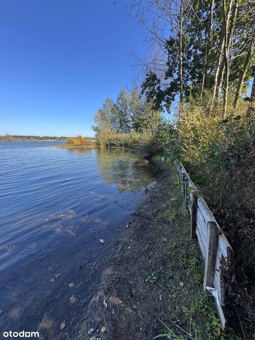 Działka nad jeziorem z własną linią brzegową - Malerzowice Wielkie