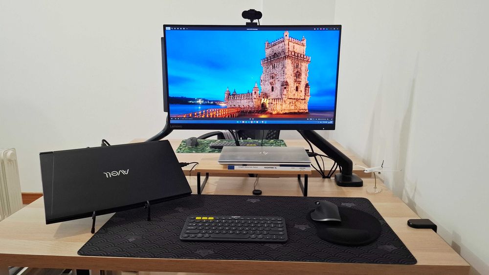 Monitor Lenovo 27'' IPS + suporte articulado ( Manual & Garantia)