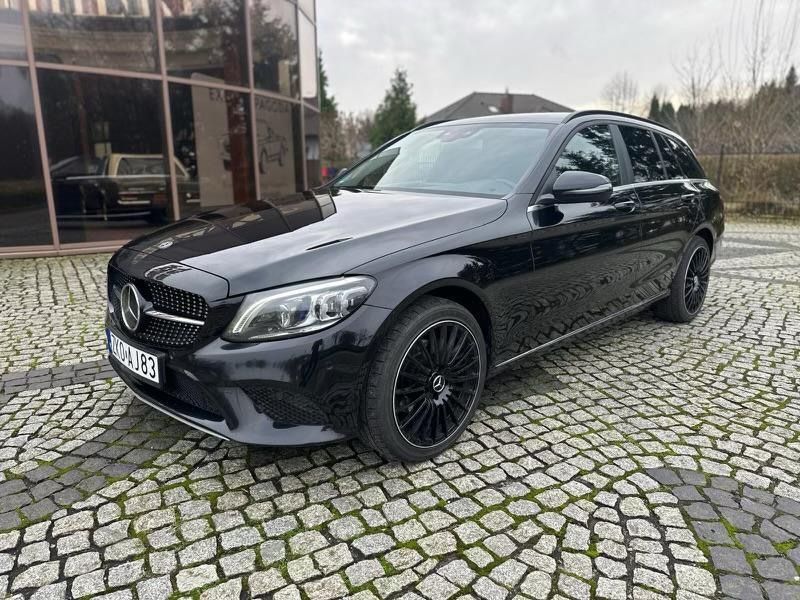 Merceds C-klasa kombi. Bogate wyposazenie.  Stan bardzo dobry