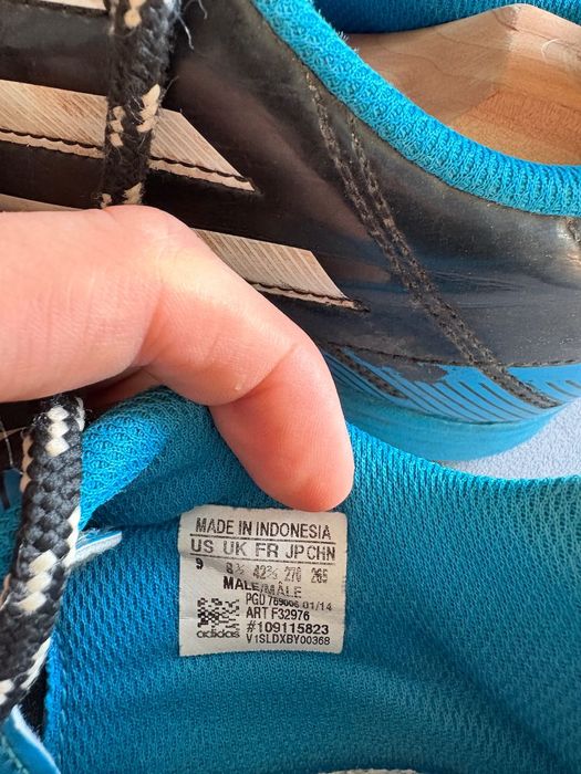 Buty piłkarskie na halę Adidas, rozm. 42 2/3