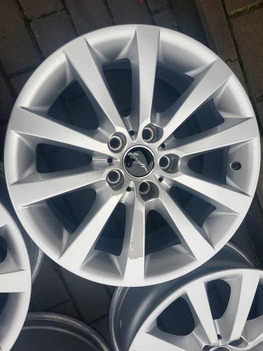 Felgi 8Jx18" 5x120 ET30  BMW F10 F30 F20 E60 E90 X1 X3 X5 E70 F25 E84