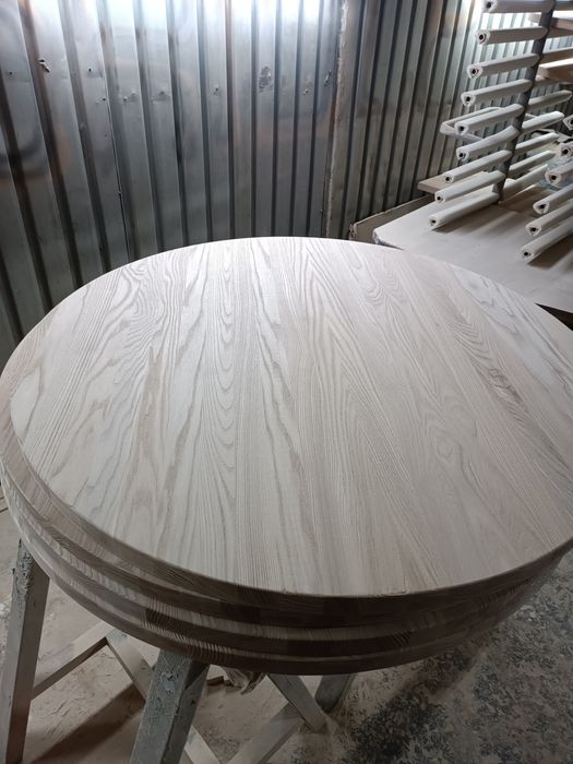 Столешница круглая из массива ясеня