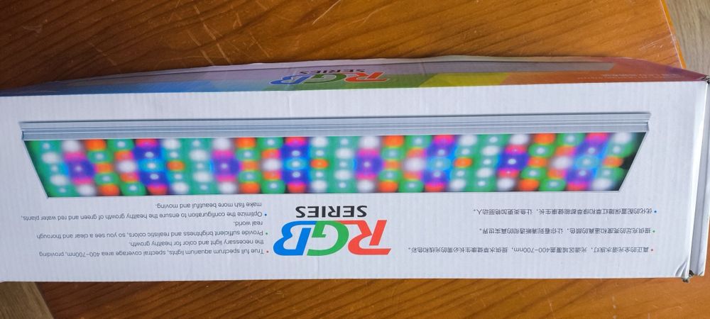 Calha Chihiros RGB 45 cm