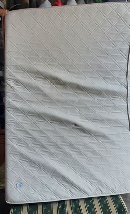 Sprzedam Materac 140x200