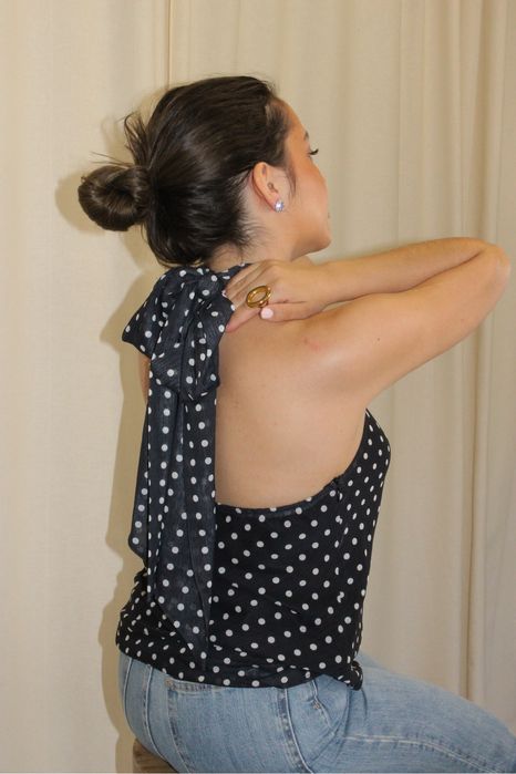 Top Bolinhas preto e branco