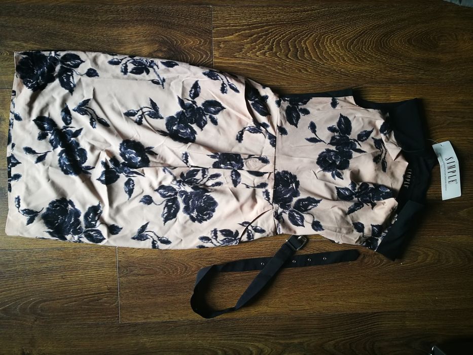 Sukienka Simple 36