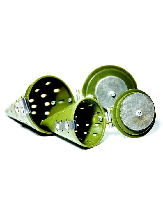 Кормушка для зимней рыбалки доработанная. Кормушка зимняя Конус