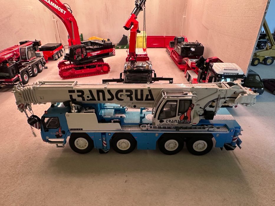 WSI Liebherr LTM 1090 transgrua 1:50