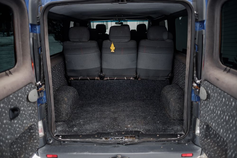 Продам Opel Vivaro Long 1.9 Пасажир 9 місць