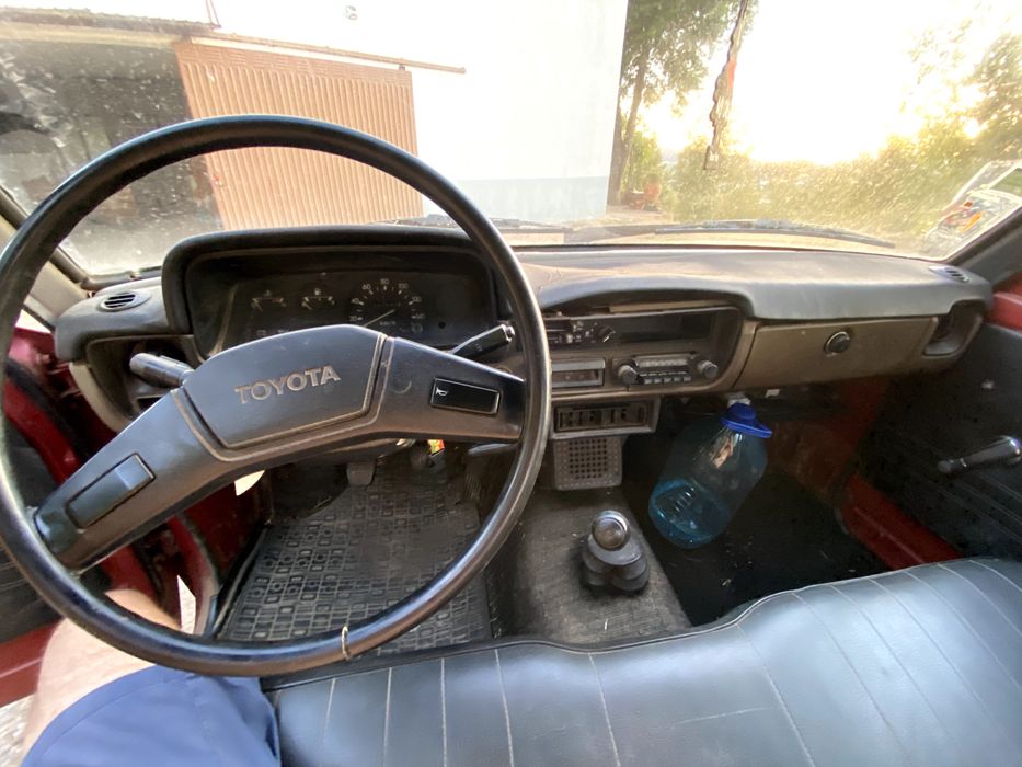 Toyota Hilux LN40 2.2 Diesel Caixa Aberta – 1983