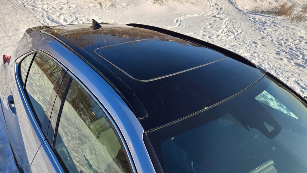 Lexus UX 250h AWD F Sport Design 2023 Гибрид пробег 7800км