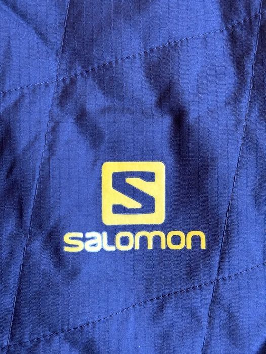 Colete reversível da marca Salomon
