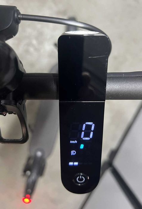 Trotinete Elétrica XIAOMI MI 1S (250W - Autonomia: 30 Km - Preto)
