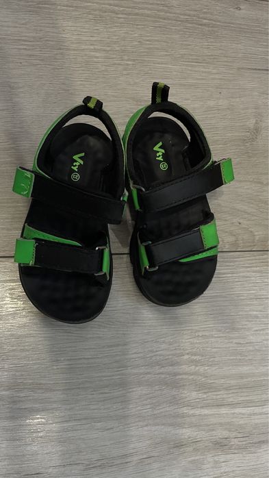 Босоніжки для хлопчика