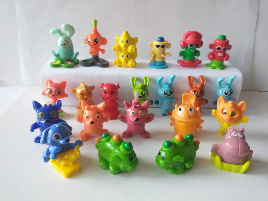 Figurki Kinder Piszące / pieczątki22szt