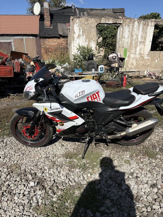 Мотоцокл Viper f2.