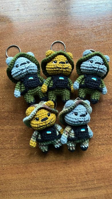 Оберіг військового ЗСУ, брелок талісман Кіт/Ведмеди з написом