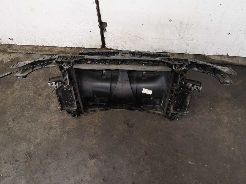 Pas przedni belka wzmocnienie kierownica powietrza bmw 1 E87 E81 2004-2011 KOMPLETNY