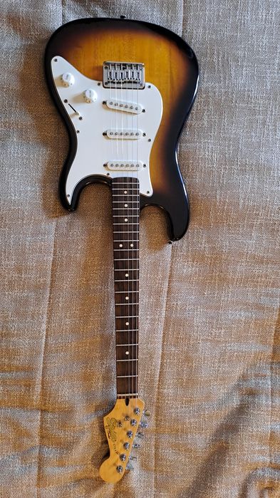 Guitarra jackson squier samick