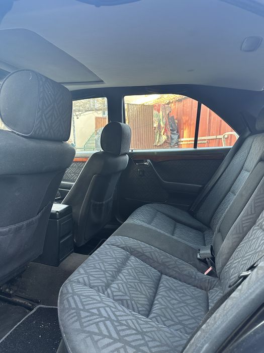 Mercedes-Benz C-Class (W202)