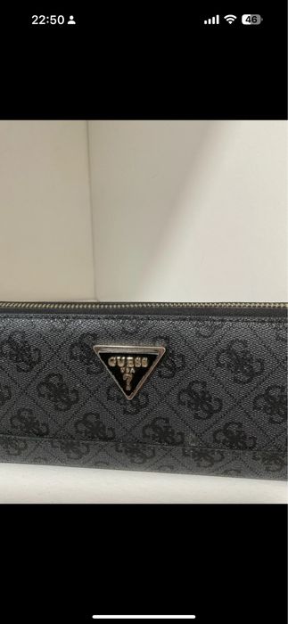Porta-moedas Guess Grande