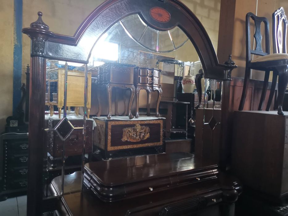 Sapateira móvel de entrada e grande espelho!
Com boa arrumação e uma o