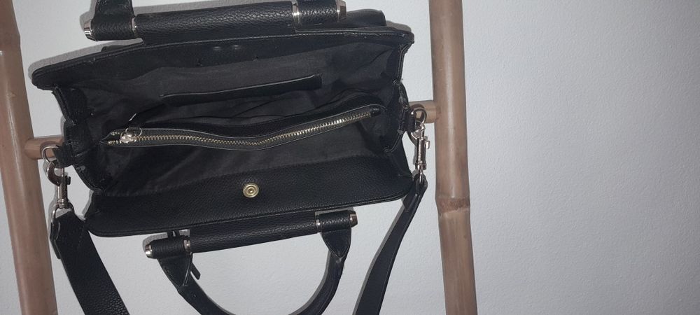 Mala preta Parfois com 2 pegas e alça à tiracolo