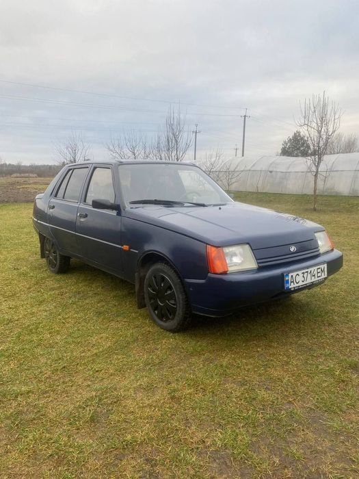 Продам Славутку. Авто супер, інженер 1.3 ,їде добре.