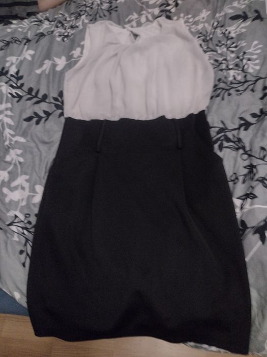 Elegancka sukienka na różne okazje przyjęcia stylowa tanio