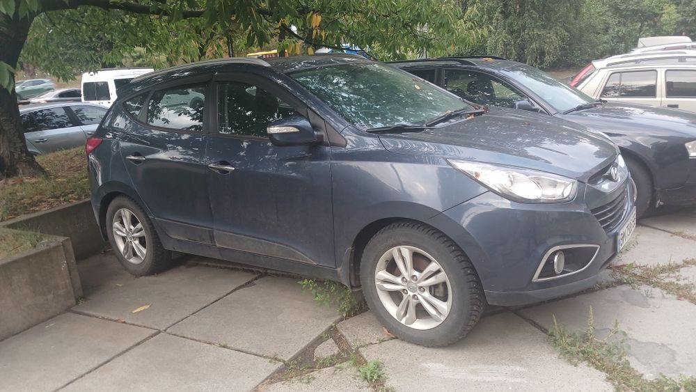 Автомобіль Hyundai  35 2011