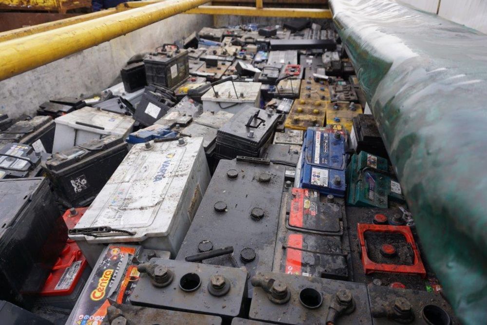 Sprzedam zlom akumulator ciezarowek 225ah 50 zl szt