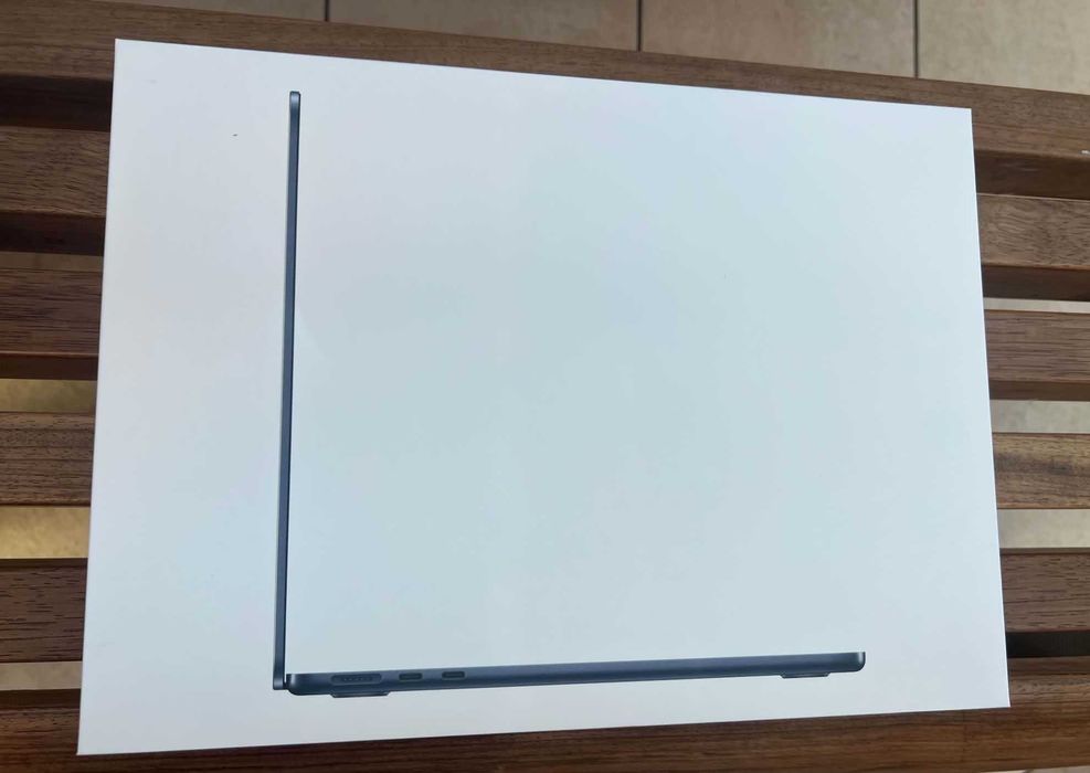 Новий ноутбук Apple MacBook Air M4 16/256
